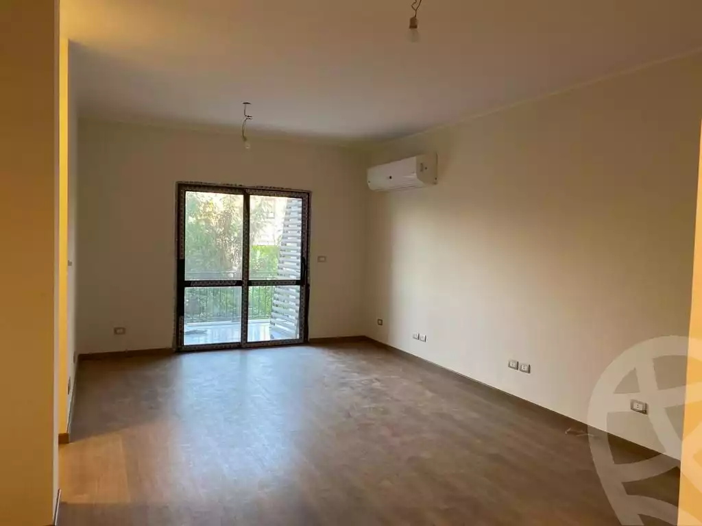 https://aqarmap.com.eg/en/listing/6390633-for-rent-cairo-el-sheikh-zayed-city-compounds-kmbwnd-wyst-twn-swdyk