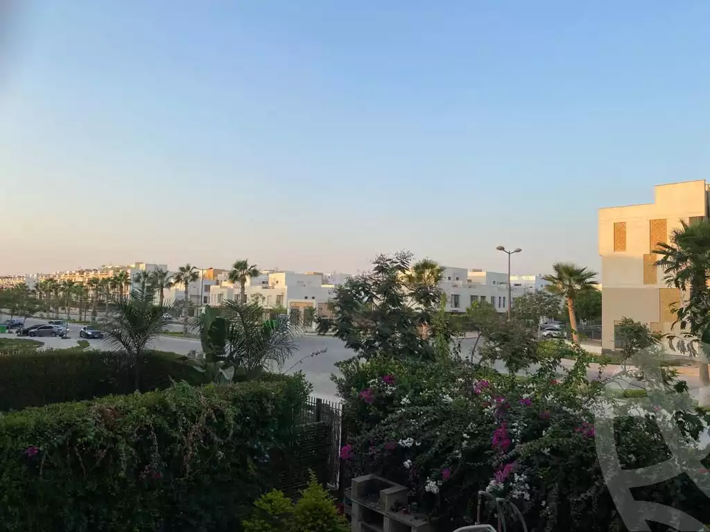 https://aqarmap.com.eg/en/listing/6390633-for-rent-cairo-el-sheikh-zayed-city-compounds-kmbwnd-wyst-twn-swdyk