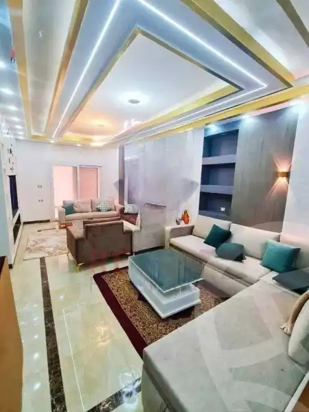 https://aqarmap.com.eg/ar/listing/6390765-for-sale-dakahlia-mansoura-el-mansoura-city-al-adeeb-st