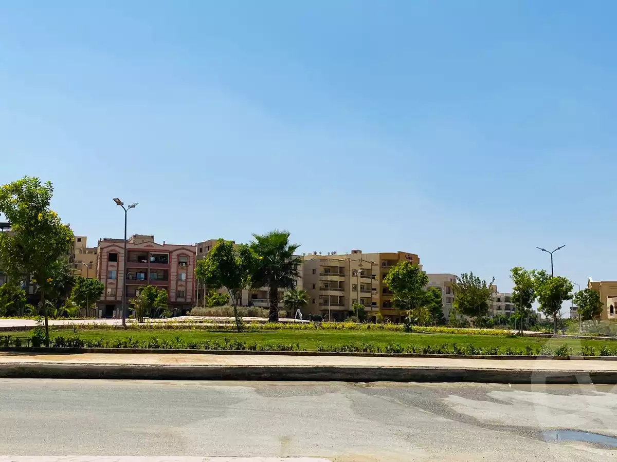 https://aqarmap.com.eg/en/listing/6390974-for-sale-cairo-el-shorouk-lhy-lthlth-shrq-neighbourhood-2