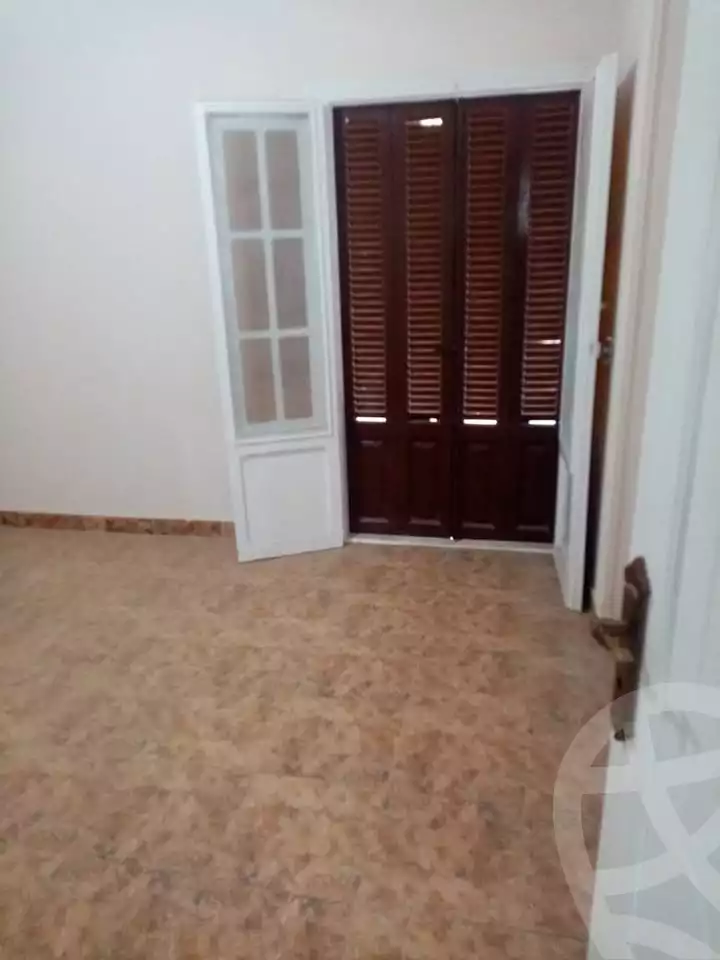 https://aqarmap.com.eg/ar/listing/6392571-for-sale-cairo-el-zaytun-lzytwn-lbhry-salim-al-awal-st