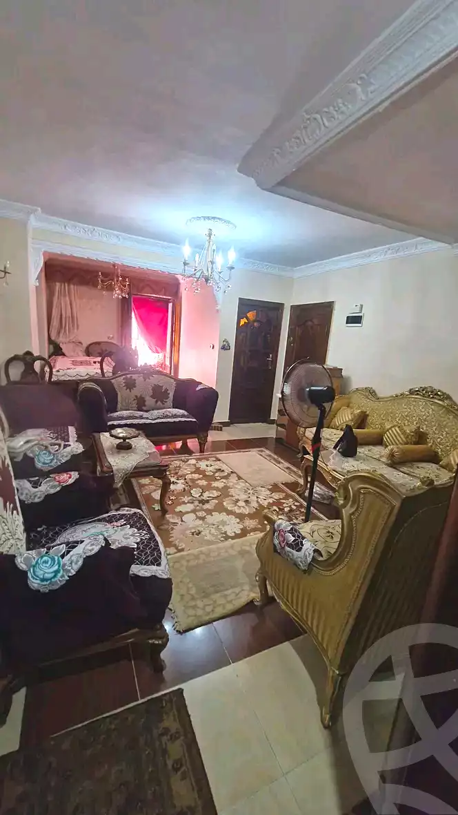 https://aqarmap.com.eg/en/listing/6393100-for-sale-alexandria-bakoos-cinema-layla-st