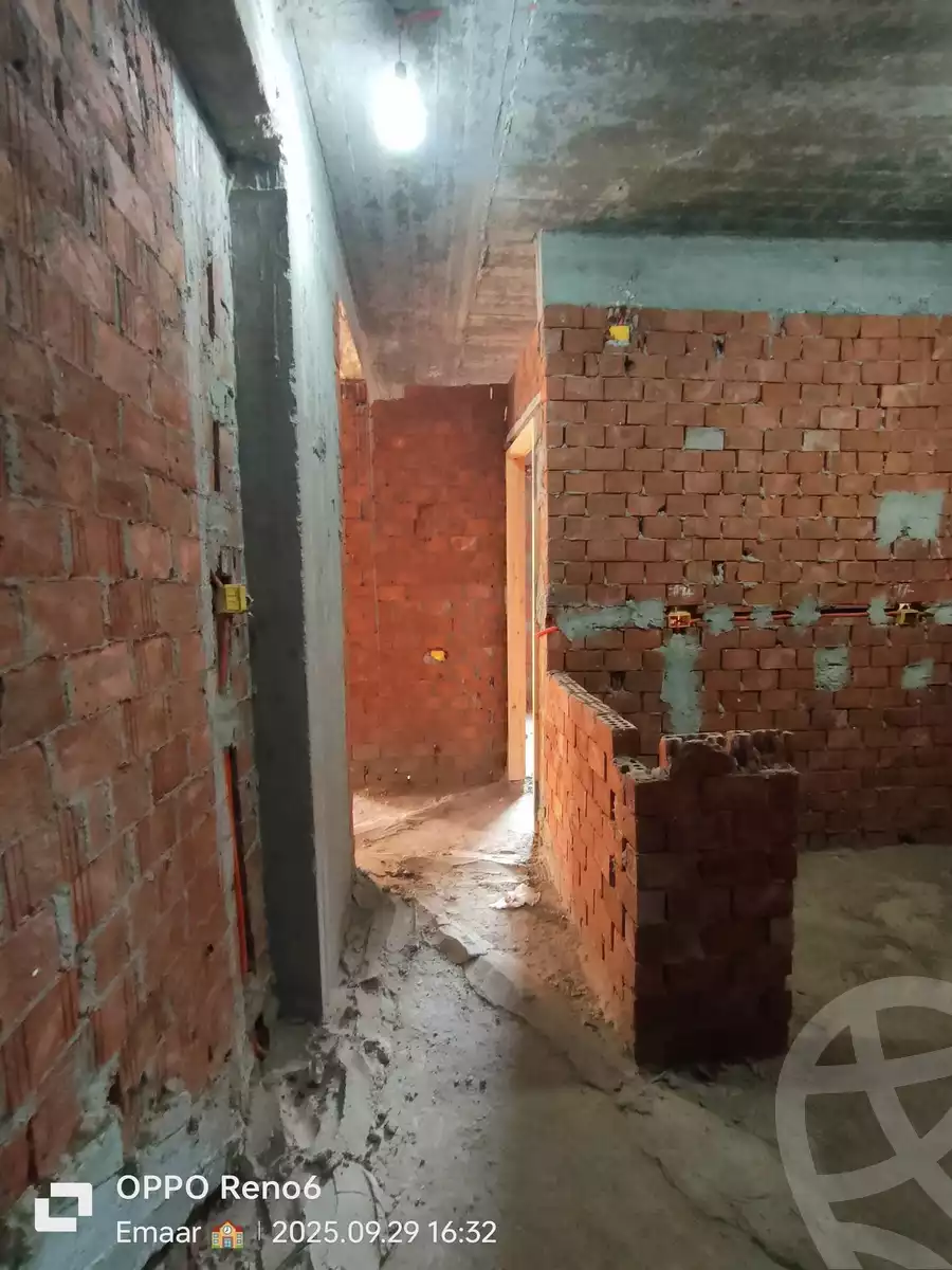 https://aqarmap.com.eg/ar/listing/6396665-for-sale-qalyubia-shubra-el-khaima-om-bayoumi