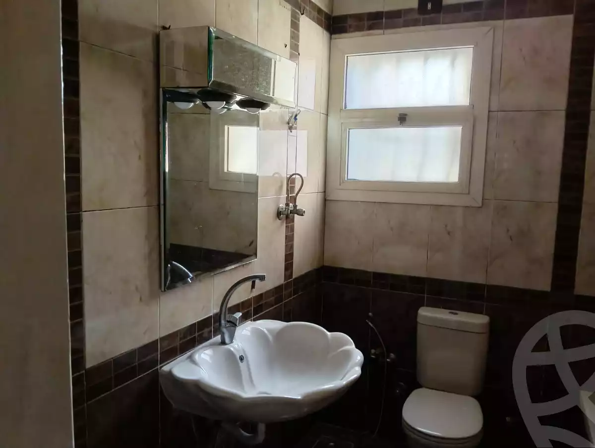 https://aqarmap.com.eg/en/listing/6396918-for-sale-cairo-el-sheikh-zayed-city-compounds-hadayek-el-mohandiseen