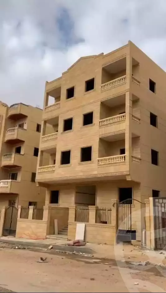 https://aqarmap.com.eg/en/listing/6397171-for-sale-cairo-badr-city-hai-el-ashgar-featured-neighborhood-bait-el-watan