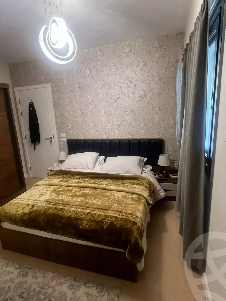 https://aqarmap.com.eg/en/listing/6397932-for-sale-cairo-6th-of-october-hadaeq-october-kmbwnd-fy-hdyq-ktwbr-o-west-w-byzns-dystrykt-wrskwm-llttwyr