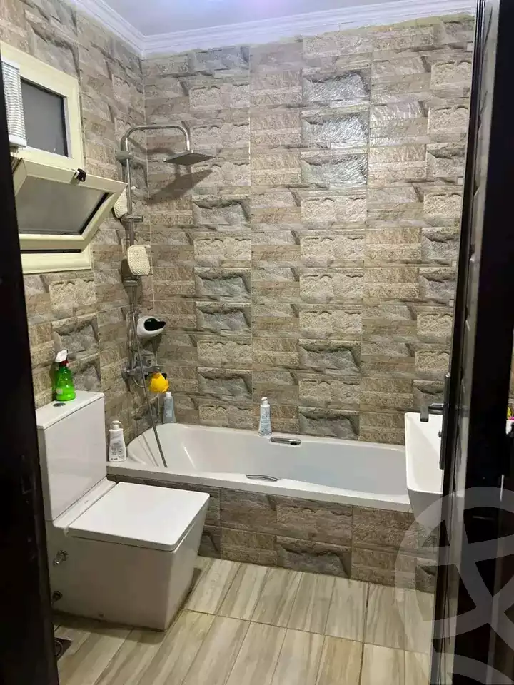 https://aqarmap.com.eg/ar/listing/6399944-for-sale-cairo-helwan-helwan-el-sharkeya-khesro-basha-st
