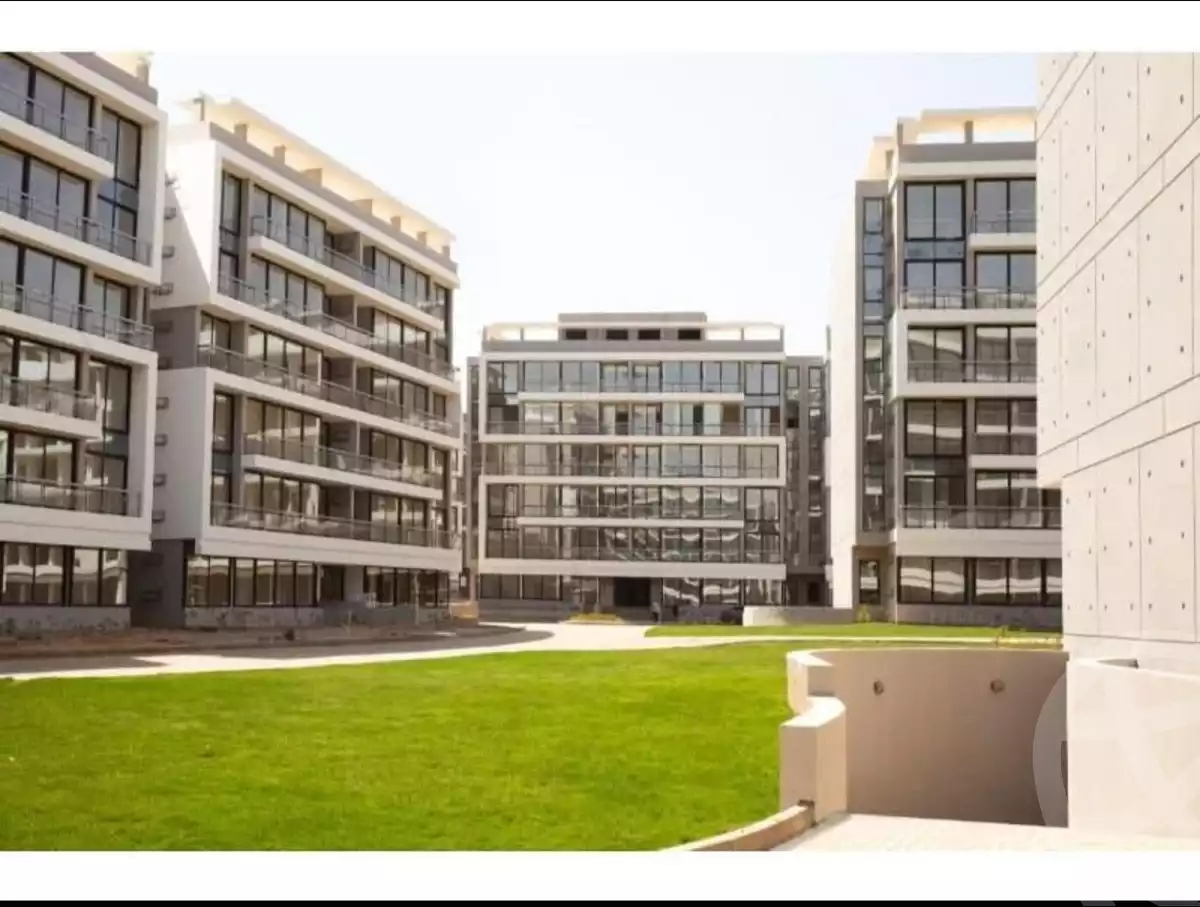 https://aqarmap.com.eg/en/listing/6402633-for-sale-cairo-6th-of-october-hadaeq-october-kmbwnd-fy-hdyq-ktwbr-lake-front
