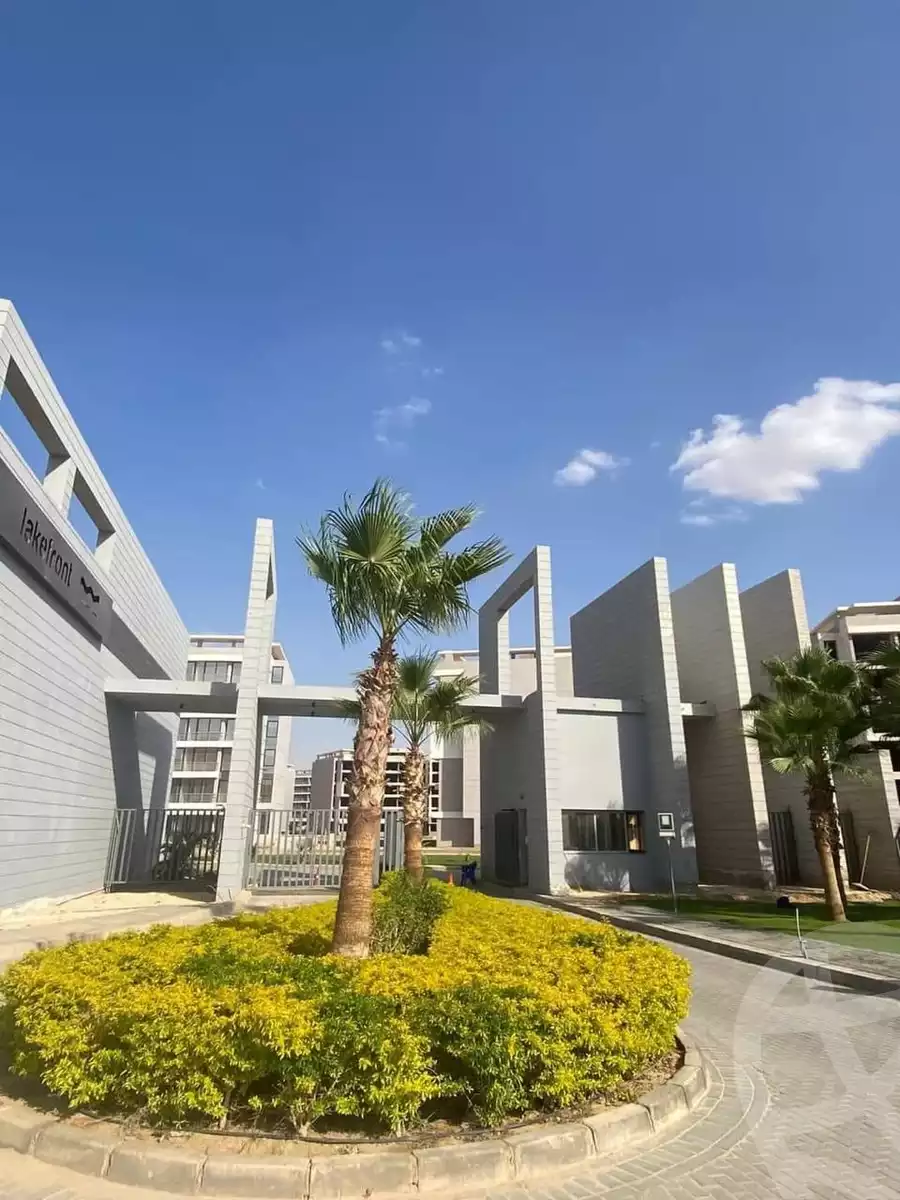 https://aqarmap.com.eg/en/listing/6402633-for-sale-cairo-6th-of-october-hadaeq-october-kmbwnd-fy-hdyq-ktwbr-lake-front