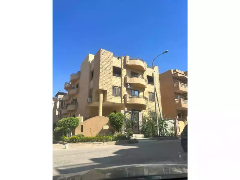 https://aqarmap.com.eg/en/listing/6403598-for-sale-cairo-6th-of-october-hadaeq-october-kmbwnd-fy-hdyq-ktwbr-el-fardous-gardens