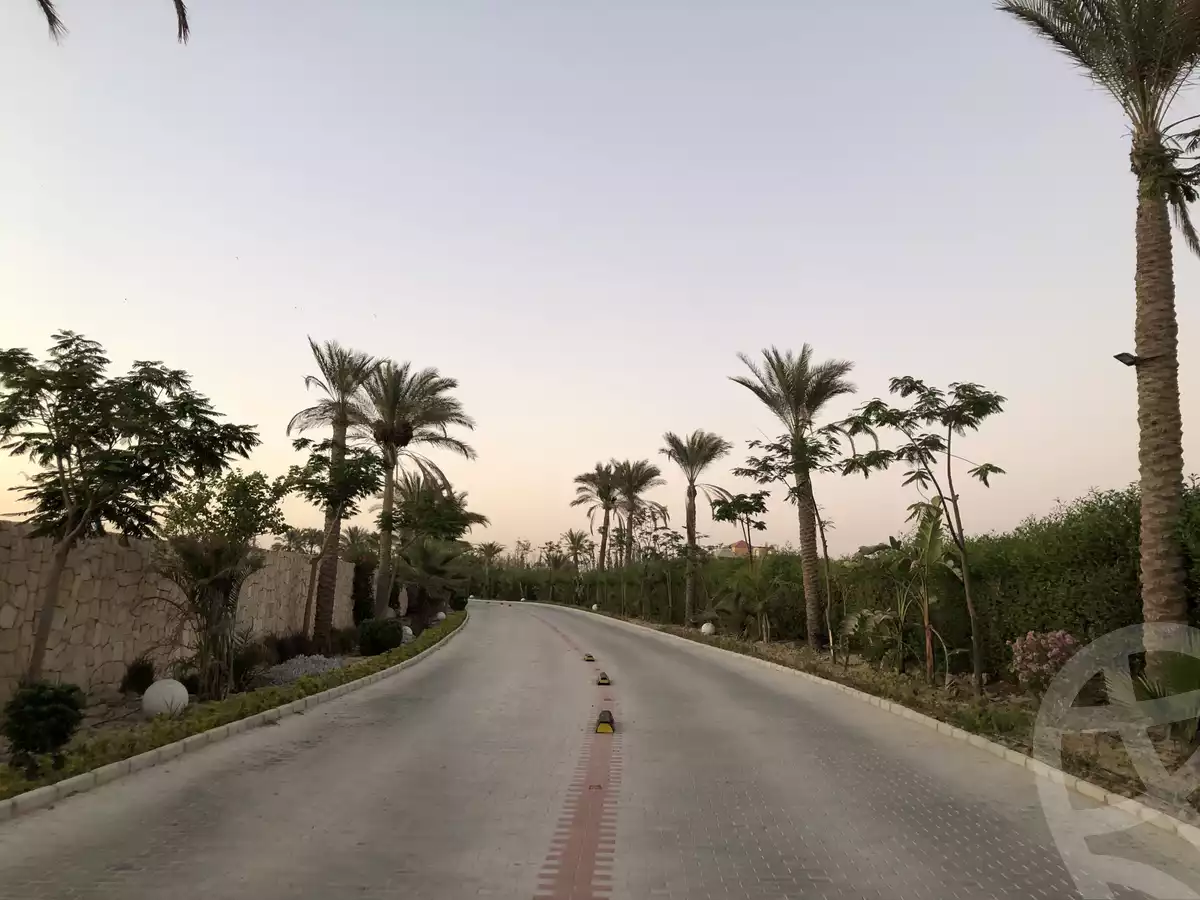 https://aqarmap.com.eg/en/listing/6406571-for-sale-cairo-el-sheikh-zayed-city-compounds-ofok-1