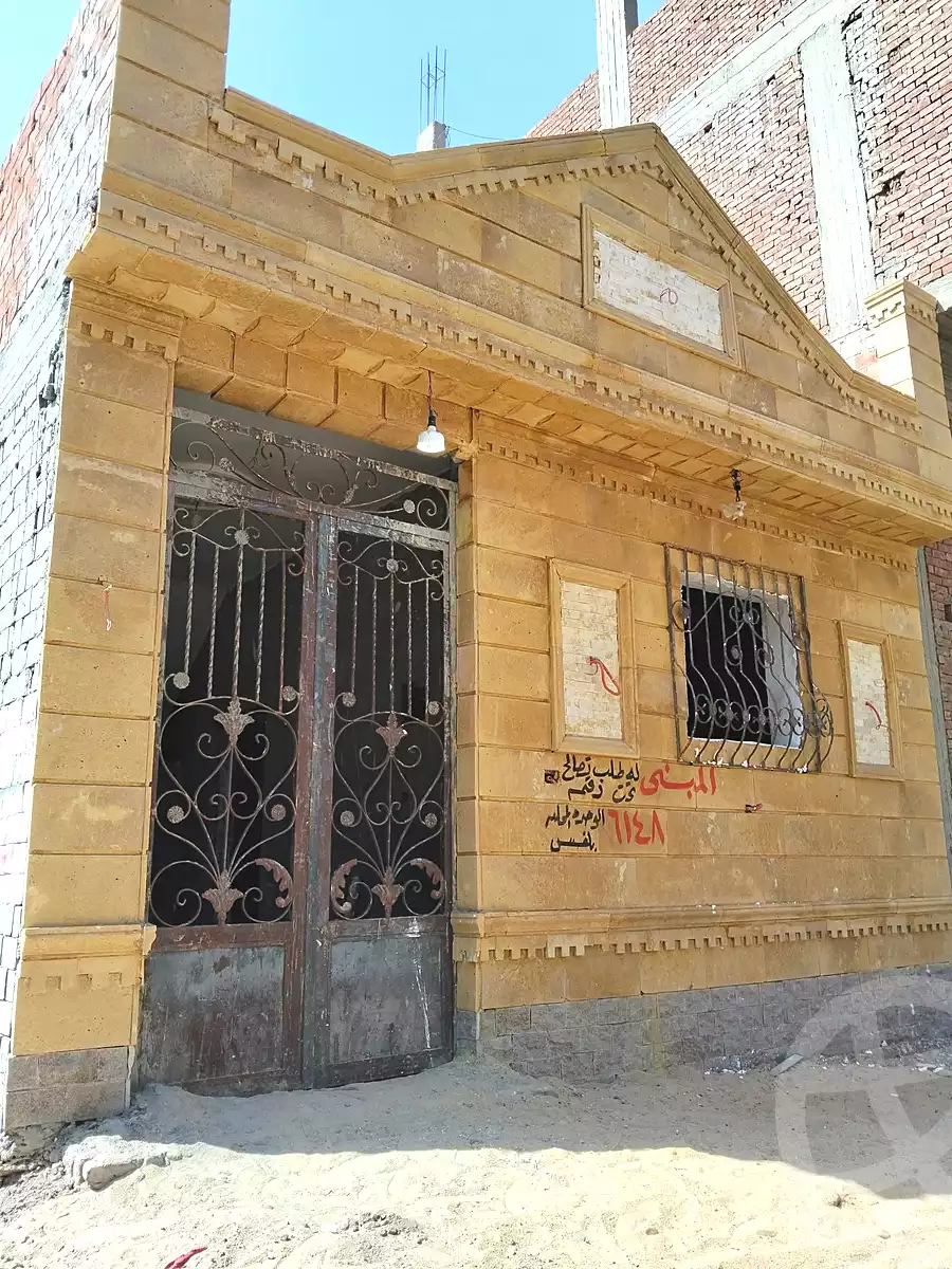 https://aqarmap.com.eg/ar/listing/6413636-for-sale-qalyubia-qlioub-blqs
