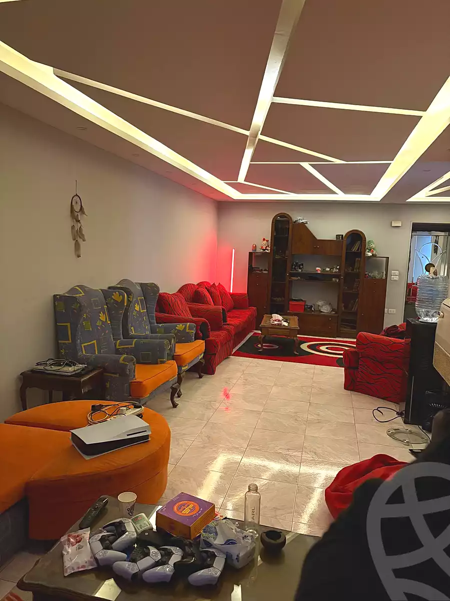 https://aqarmap.com.eg/en/listing/6415365-for-sale-cairo-helwan-helwan-el-sharkeya-ryad-pasha-st