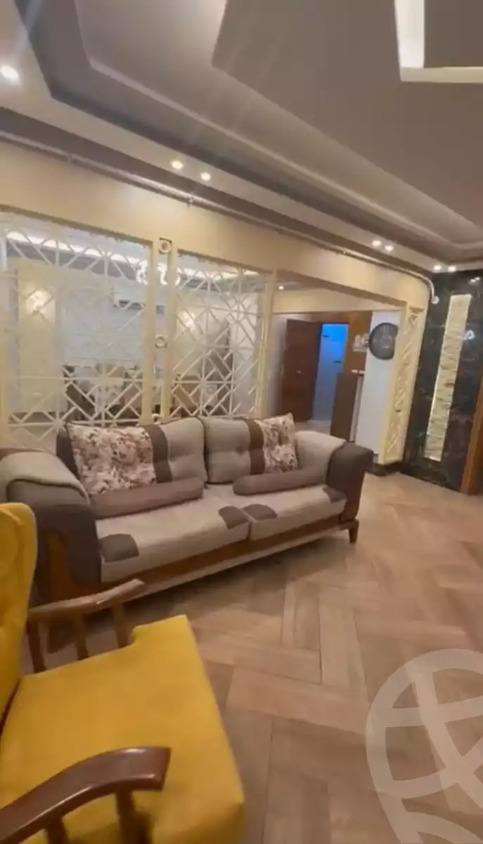 https://aqarmap.com.eg/en/listing/6417931-for-sale-cairo-6th-of-october-hadaeq-october-kmbwnd-fy-hdyq-ktwbr-kenz