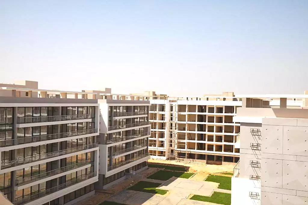 https://aqarmap.com.eg/ar/listing/6040958-for-sale-cairo-6th-of-october-hadaeq-october-kmbwnd-fy-hdyq-ktwbr-lake-front