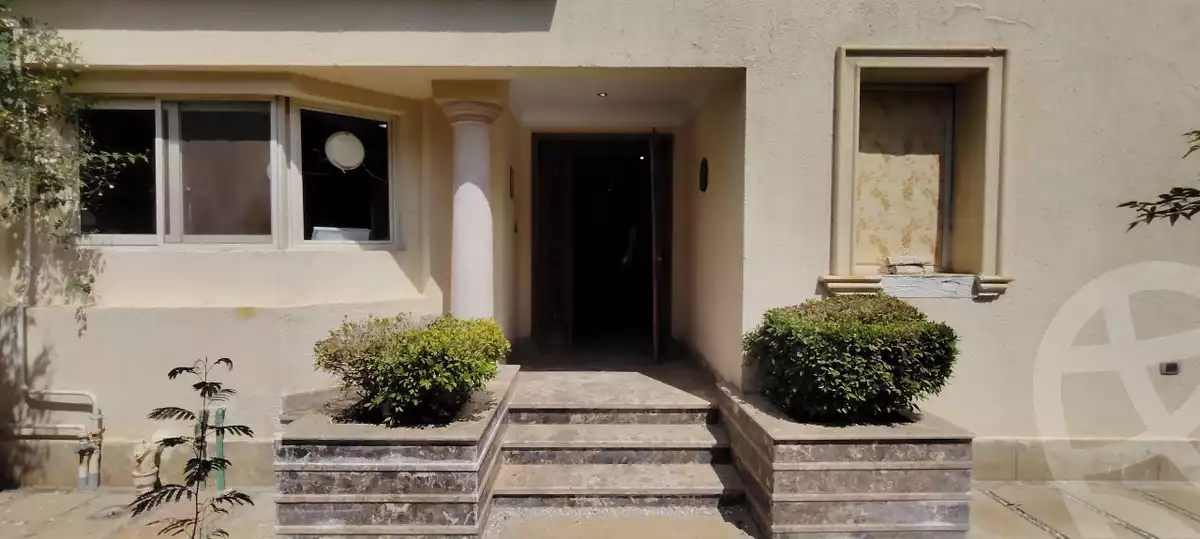 https://aqarmap.com.eg/en/listing/6421642-for-sale-cairo-el-sheikh-zayed-city-compounds-greens