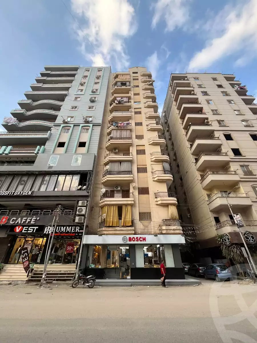 https://aqarmap.com.eg/en/listing/6425430-for-sale-sharqia-zagazig-zagazig-city-tolba-awaida-st