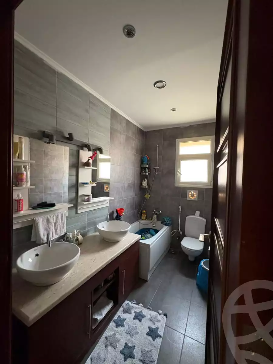 https://aqarmap.com.eg/ar/listing/6425906-for-sale-cairo-el-sheikh-zayed-city-compounds-greens