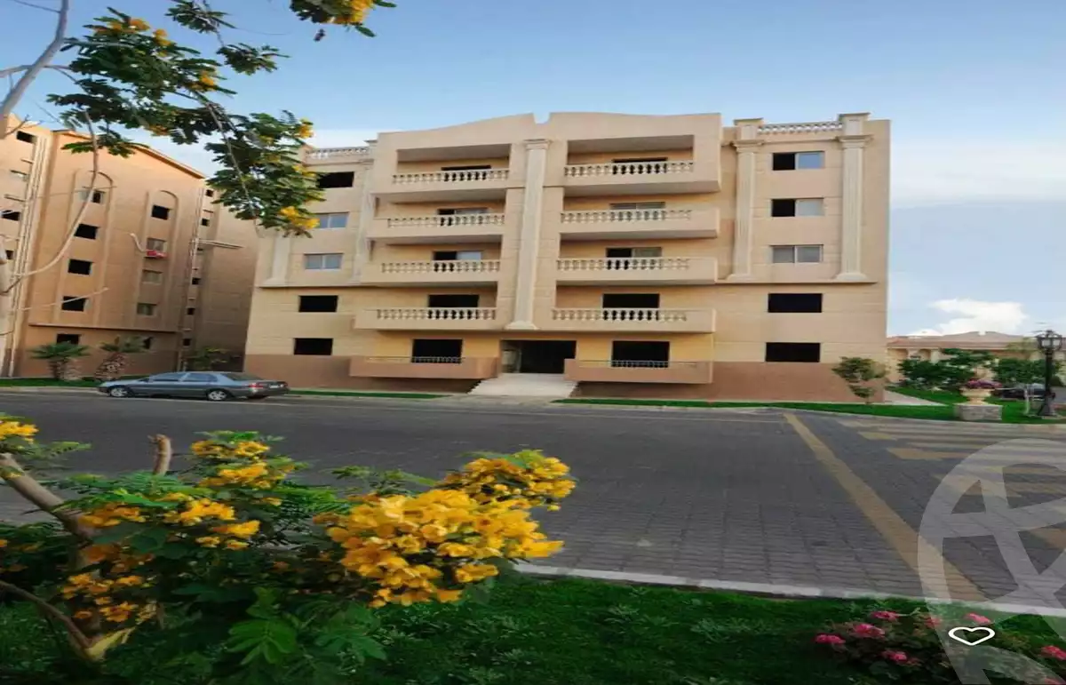 https://aqarmap.com.eg/en/listing/6426088-for-sale-cairo-new-cairo-compounds-el-ashrafia