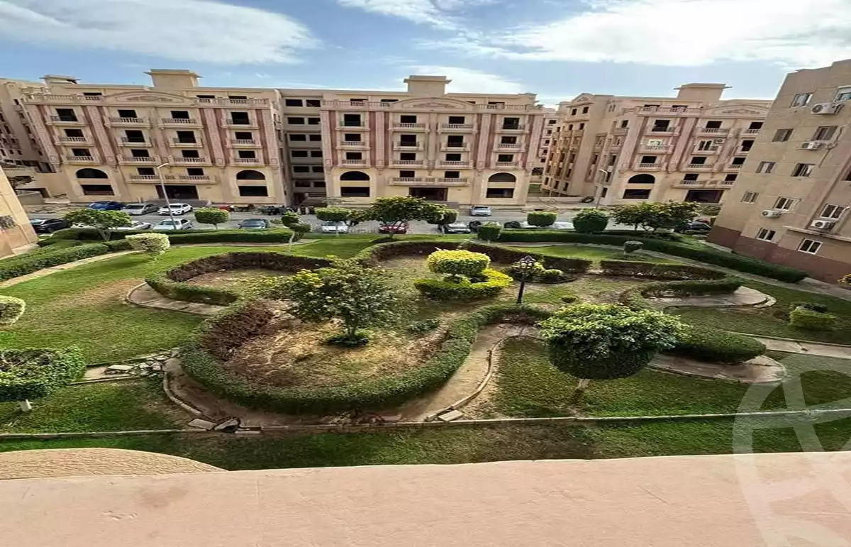 https://aqarmap.com.eg/en/listing/6426092-for-sale-cairo-new-cairo-compounds-el-ashrafia