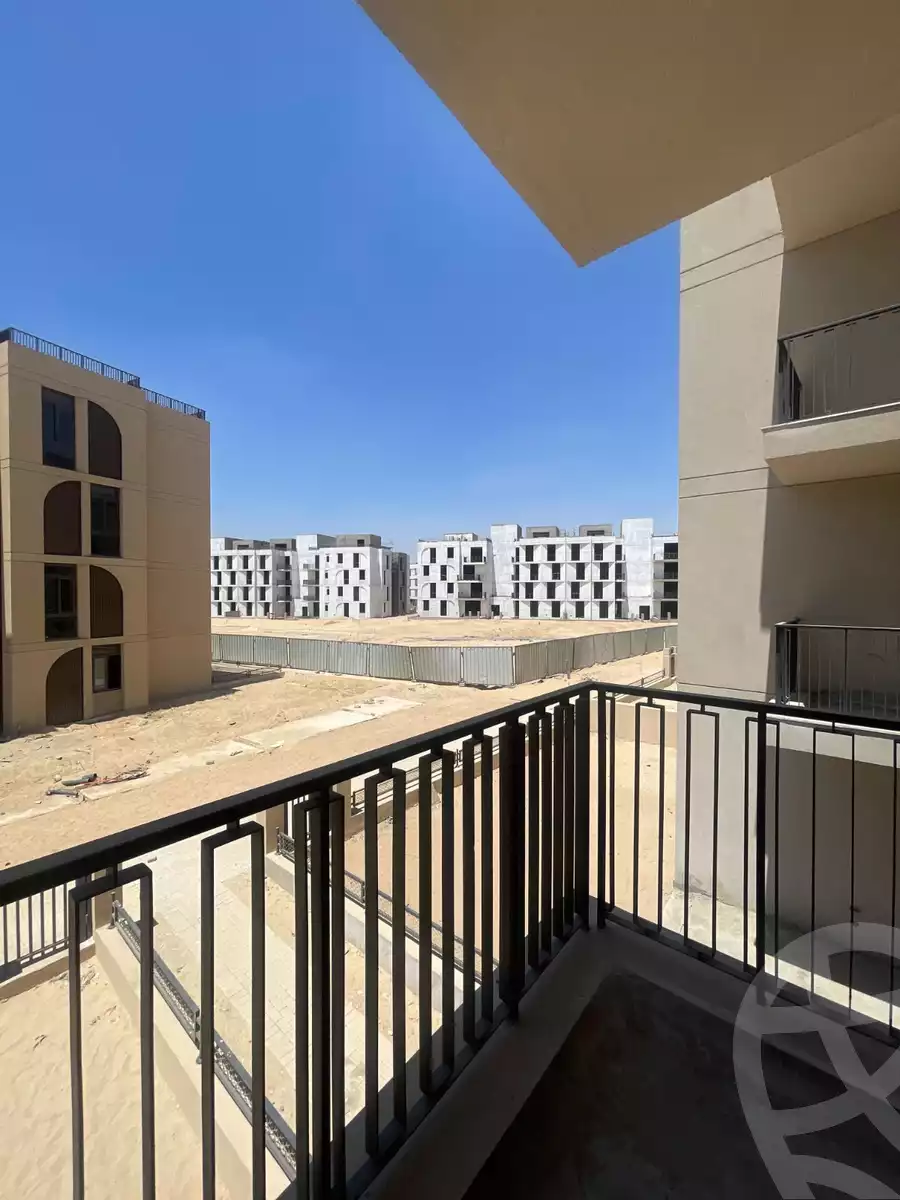 https://aqarmap.com.eg/en/listing/6427277-for-sale-cairo-el-sheikh-zayed-city-lshykh-zyd-ljdyd-vye