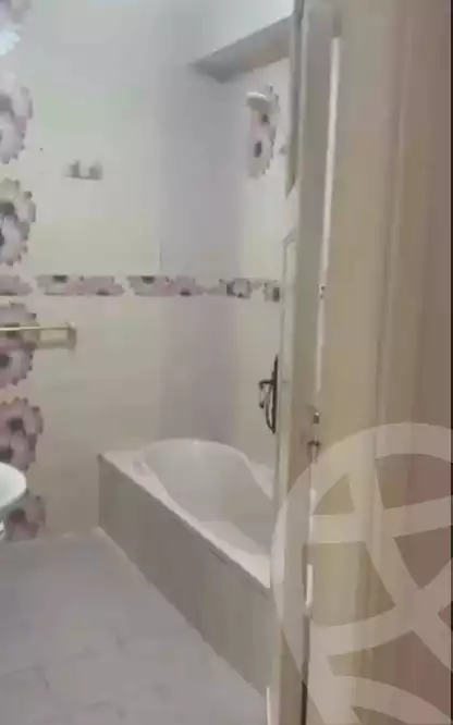 https://aqarmap.com.eg/ar/listing/6427900-for-rent-alexandria-ganaklis-shr-mrtdy-bsh
