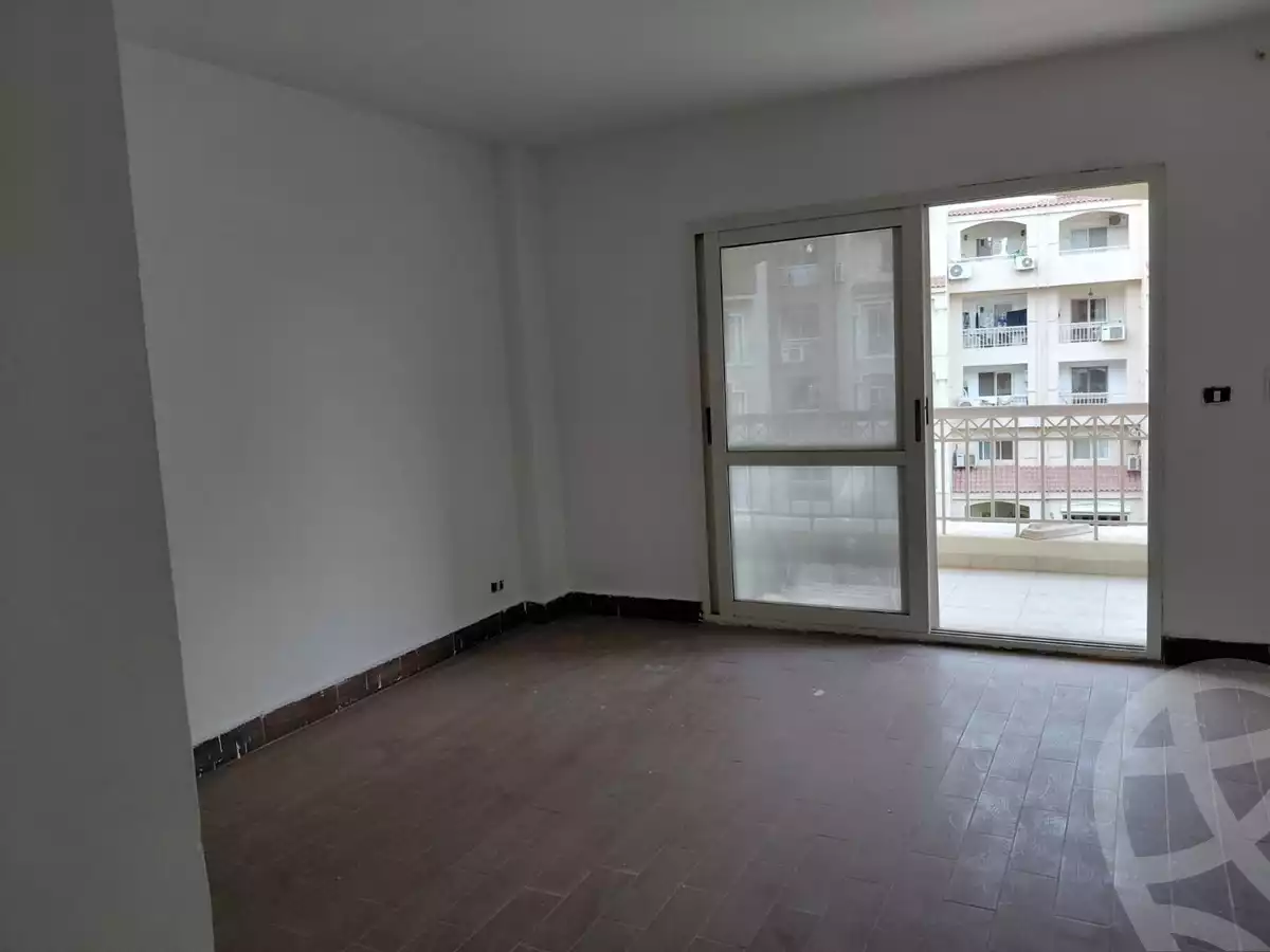 https://aqarmap.com.eg/ar/listing/6428280-for-rent-cairo-new-cairo-madinaty-first-zone-buildings-17th-st.