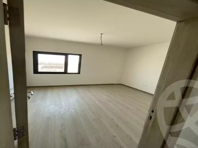 https://aqarmap.com.eg/en/listing/6429540-for-sale-cairo-el-shorouk-compounds-al-burouj-compound-imkan