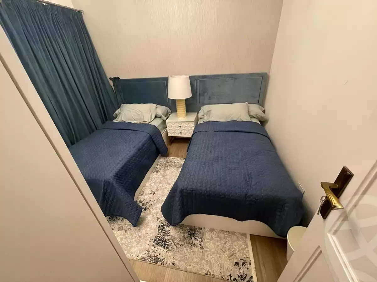 https://aqarmap.com.eg/en/listing/6432405-for-sale-cairo-6th-of-october-hadaeq-october-kmbwnd-fy-hdyq-ktwbr-shjr-ryzydns-y-jy-y-llttwyr