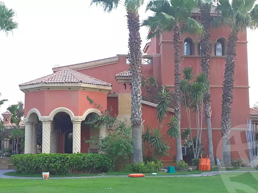 https://aqarmap.com.eg/en/listing/6432749-for-sale-cairo-el-sheikh-zayed-city-alex-cairo-desert-road-mdyn-sfnks-ljdyd-rose-valley