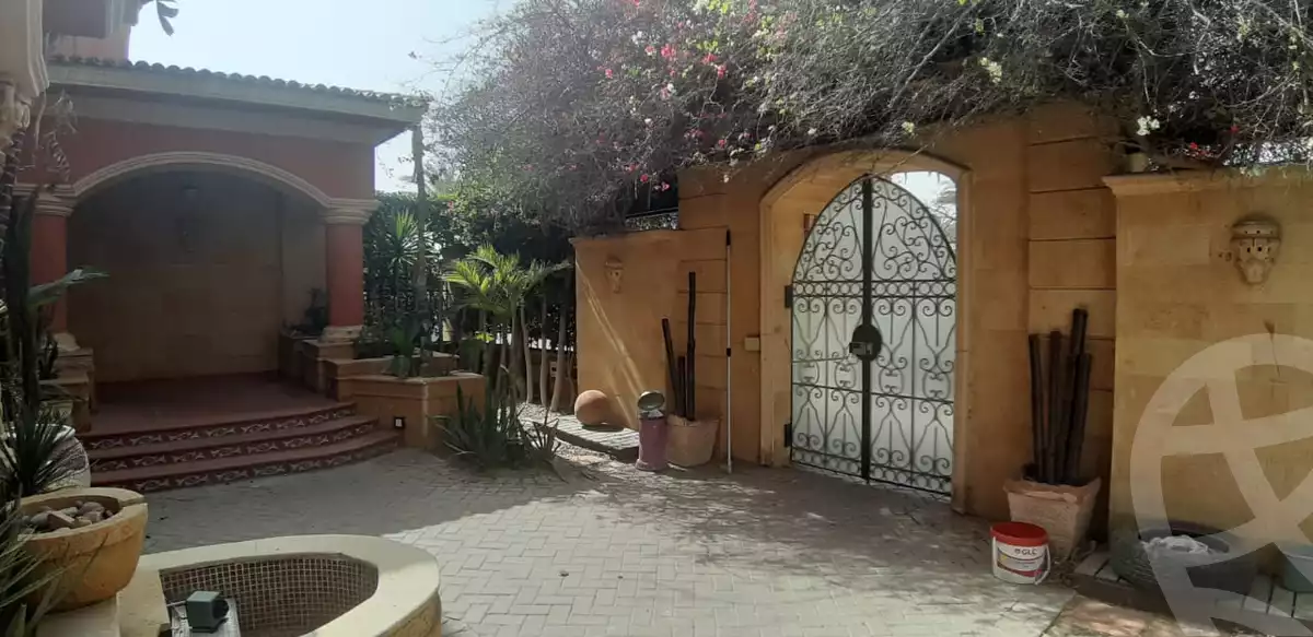 https://aqarmap.com.eg/en/listing/6432749-for-sale-cairo-el-sheikh-zayed-city-alex-cairo-desert-road-mdyn-sfnks-ljdyd-rose-valley