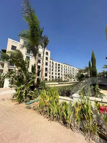 https://aqarmap.com.eg/ar/listing/6433820-for-rent-cairo-el-sheikh-zayed-city-compounds-kmbwnd-fyldj-wyst-dr-llttwyr