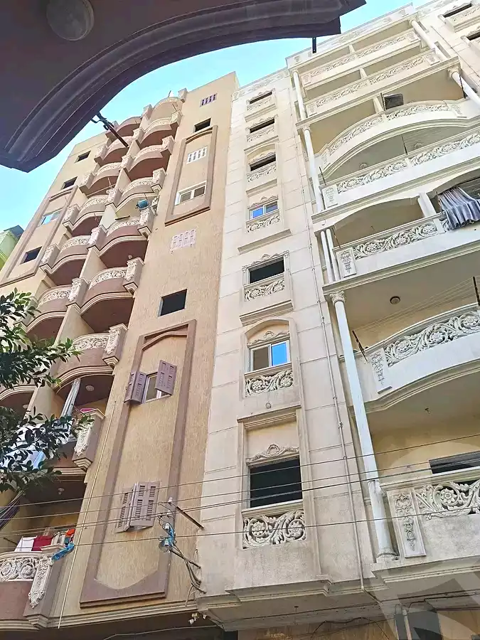 https://aqarmap.com.eg/en/listing/6436386-for-sale-beheira-damanhour-damanhour-city-al-hoofi-st