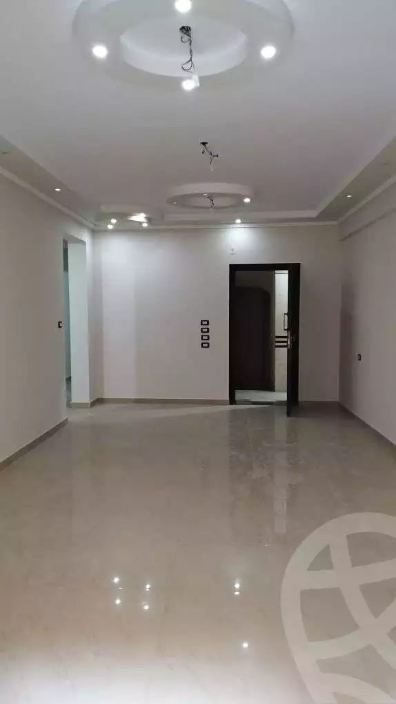 https://aqarmap.com.eg/ar/listing/6438026-for-rent-beheira-damanhour-damanhour-city-abd-el-salam-el-shazly-st