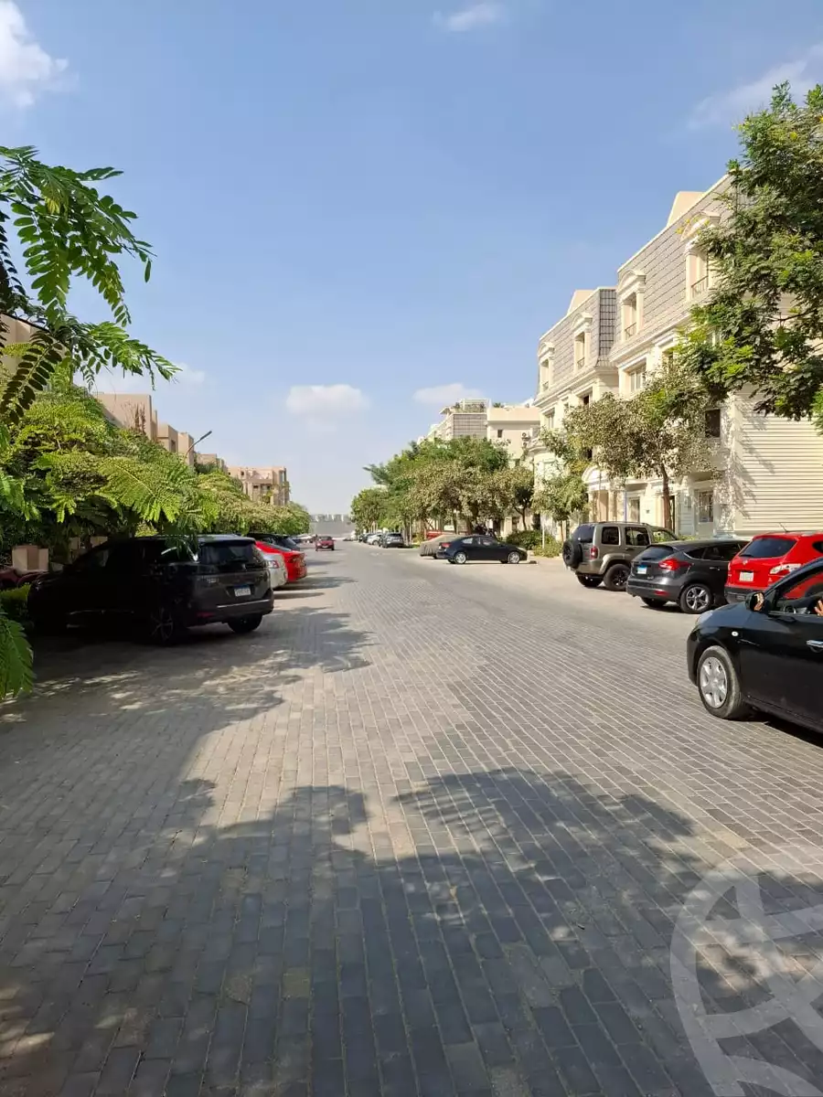 https://aqarmap.com.eg/ar/listing/6439957-for-sale-cairo-6th-of-october-compounds-rayos
