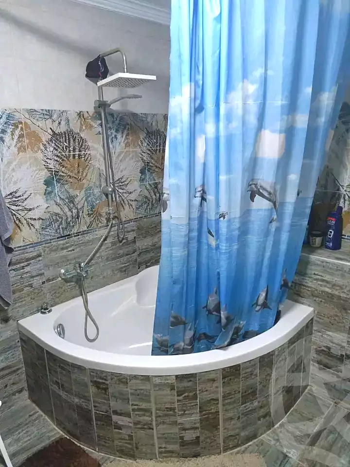 https://aqarmap.com.eg/ar/listing/6442020-for-rent-cairo-helwan-hadayek-helwan-nile-corniche-st