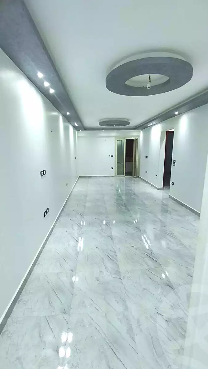 https://aqarmap.com.eg/ar/listing/6443927-for-sale-cairo-helwan-mohamed-mostafa-el-maraghi-st