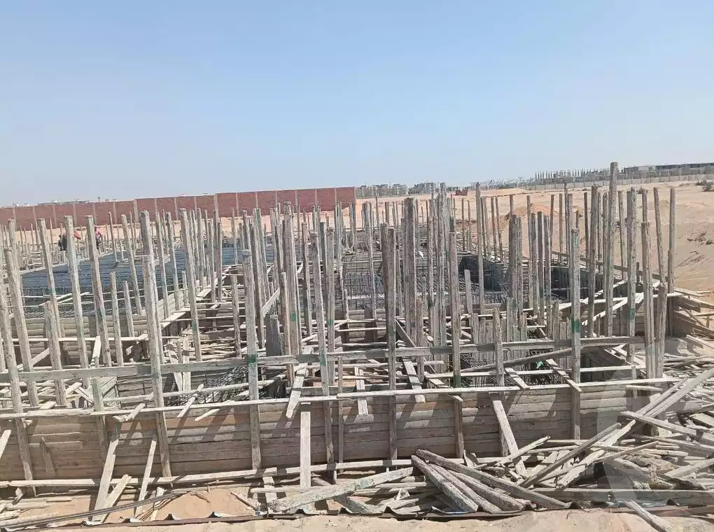 https://aqarmap.com.eg/en/listing/6444954-for-sale-cairo-el-sheikh-zayed-city-compounds-civ-west-compound-civilia