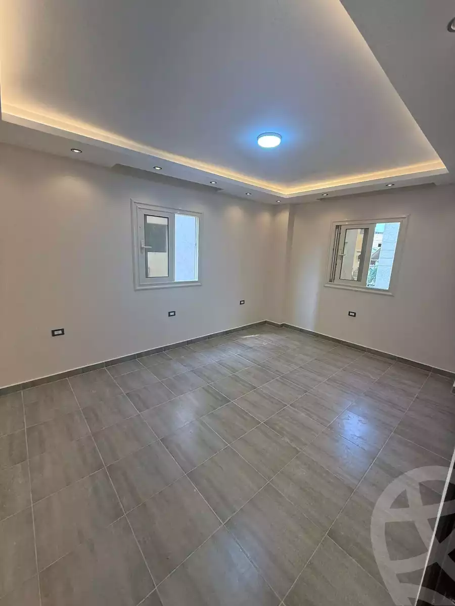 https://aqarmap.com.eg/ar/listing/6445869-for-rent-cairo-new-cairo-compounds-nakhil-village
