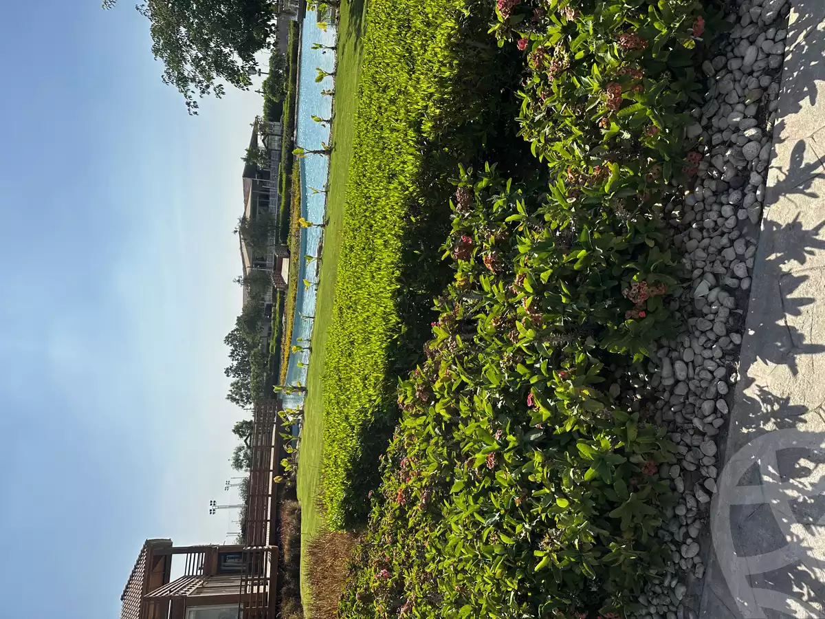 https://aqarmap.com.eg/en/listing/6251410-for-sale-cairo-new-cairo-compounds-hyde-park-greens-hyde-park-compound