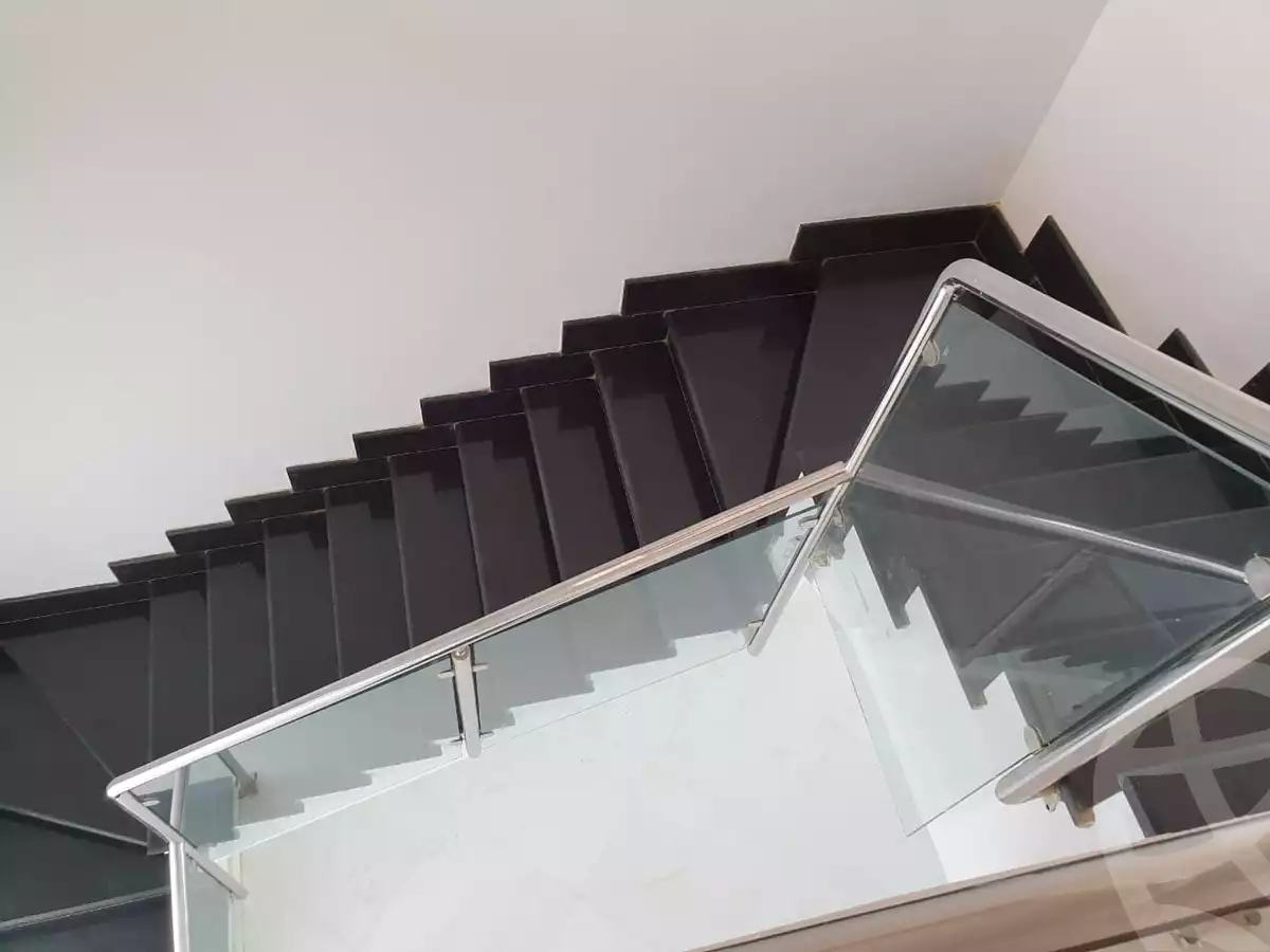 https://aqarmap.com.eg/en/listing/6448966-for-rent-cairo-el-sheikh-zayed-city-compounds-kmbwnd-ljry-swdyk