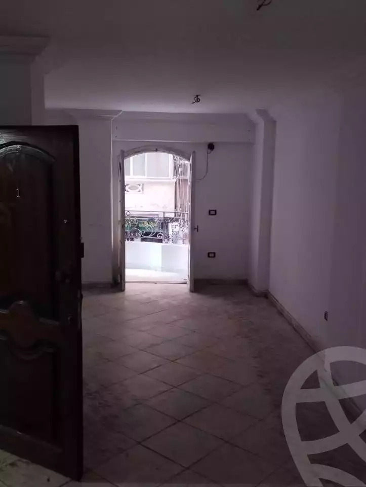 https://aqarmap.com.eg/ar/listing/6452016-for-rent-alexandria-sydy-bshr-sydy-bshr-bhry-shr-mhmwd-l-yswy