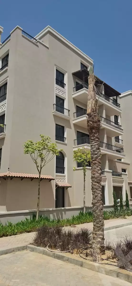 https://aqarmap.com.eg/en/listing/6452592-for-sale-cairo-el-sheikh-zayed-city-compounds-kmbwnd-fyldj-wyst-dr-llttwyr