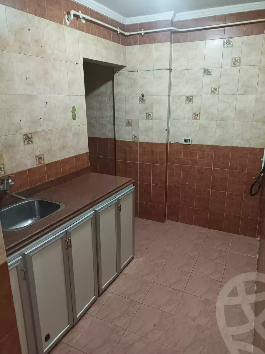 https://aqarmap.com.eg/en/listing/6453823-for-rent-alexandria-sydy-bshr-sydy-bshr-bhry-shr-mhmd-njyb