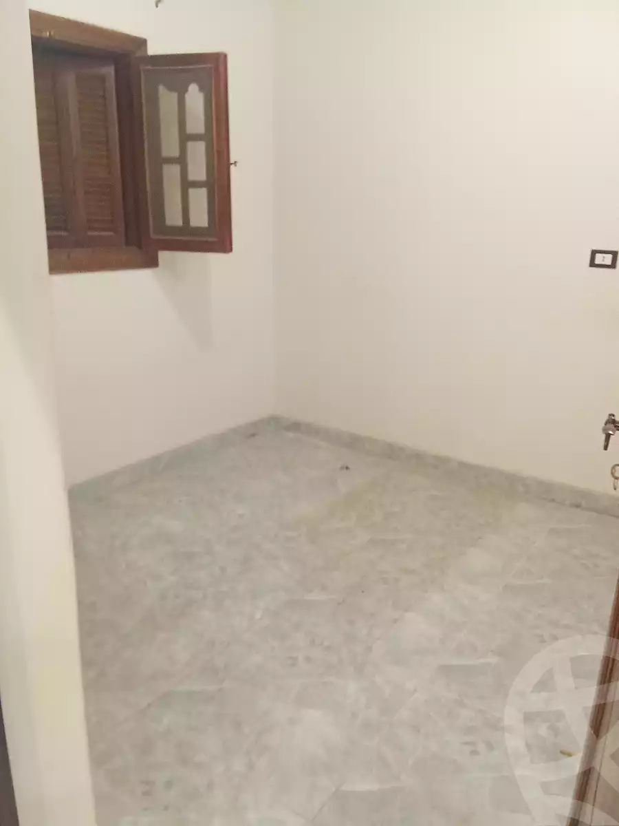 https://aqarmap.com.eg/ar/listing/6456543-for-sale-alexandria-l-jmy-lbytsh-el-hanafeya-st