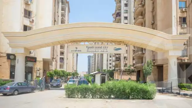 https://aqarmap.com.eg/en/listing/6458450-for-sale-cairo-el-maadi-compounds-maadi-grand-city