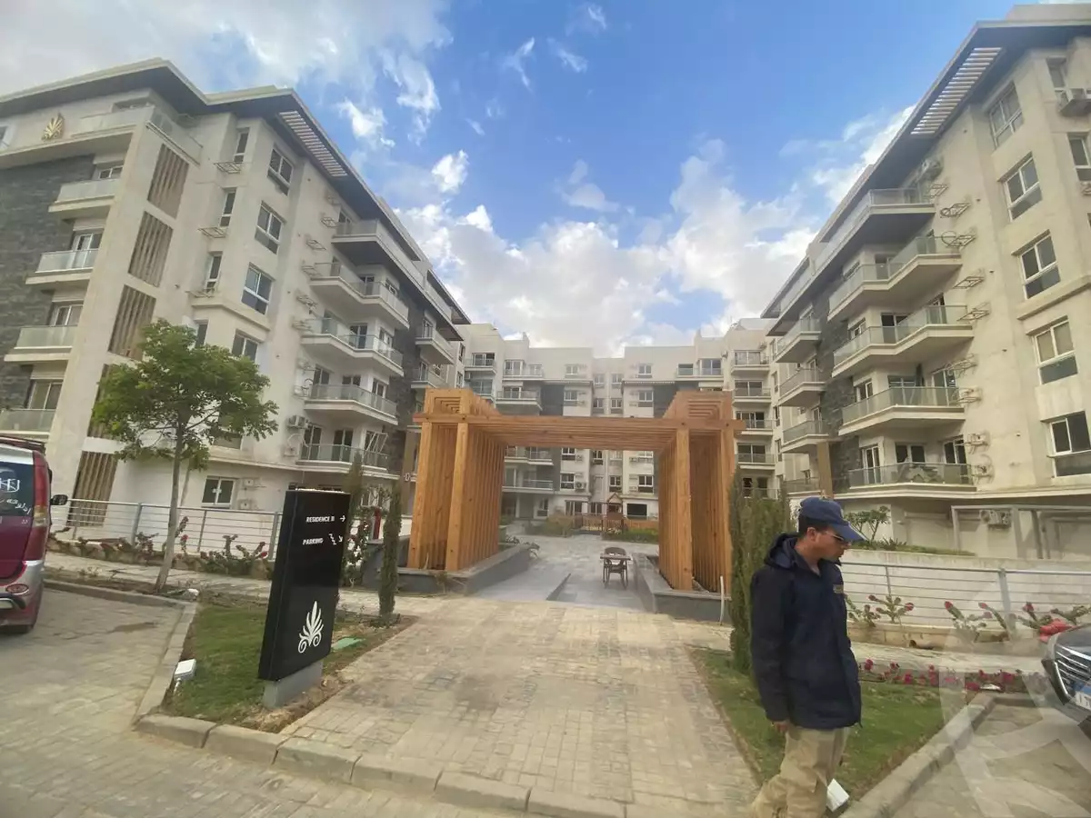 https://aqarmap.com.eg/en/listing/6459303-for-sale-cairo-new-cairo-compounds-mwntn-fyw-y-syty-club-park-mountain-view-icity