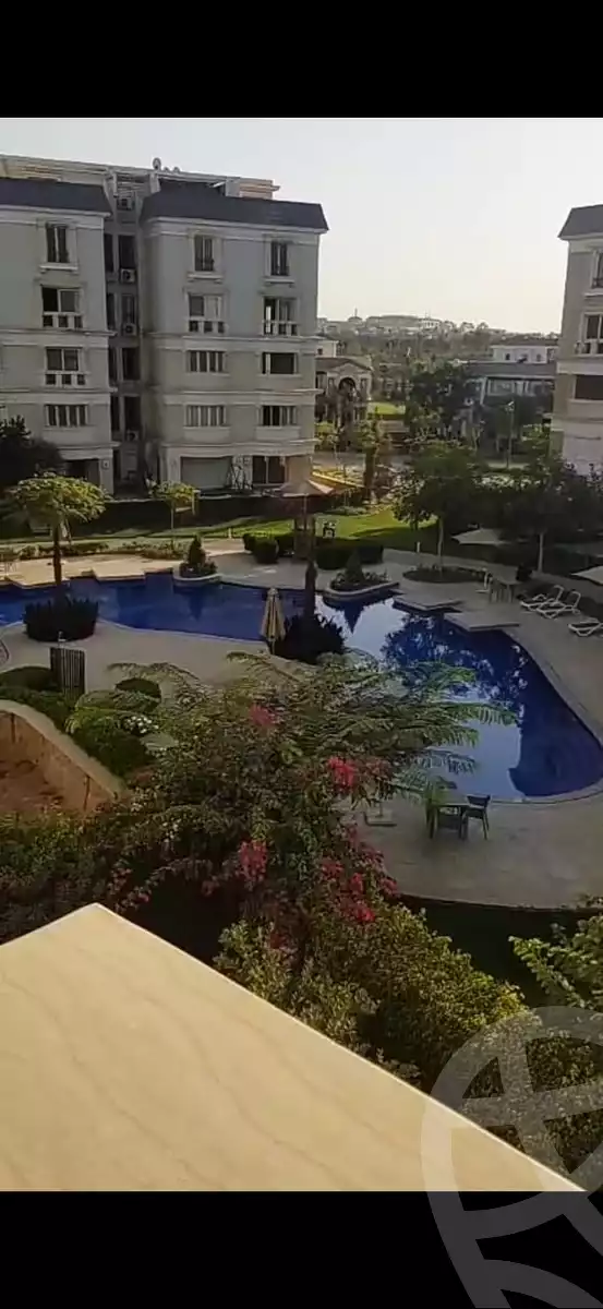 https://aqarmap.com.eg/en/listing/6463264-for-sale-cairo-new-cairo-compounds-mountain-view-hyde-park