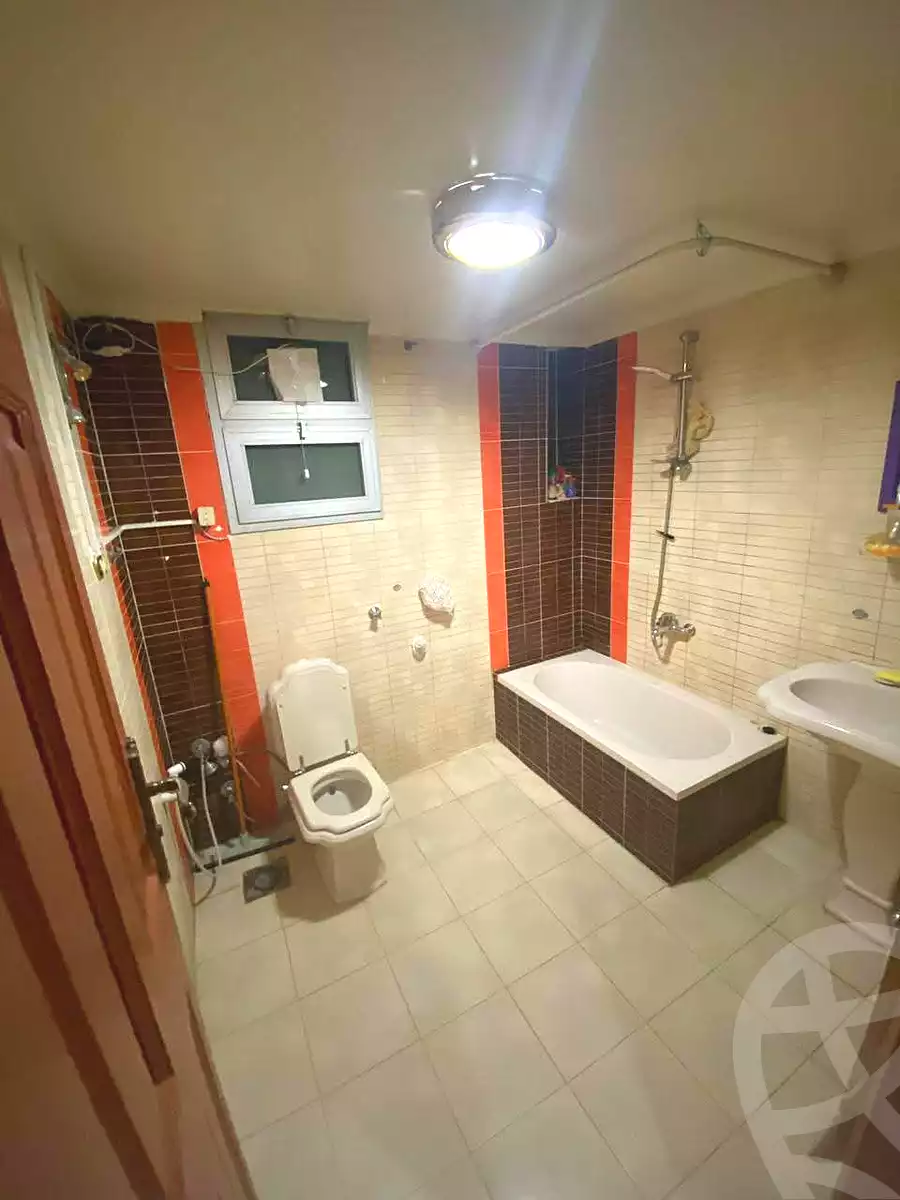 https://aqarmap.com.eg/en/listing/6464035-for-sale-alexandria-l-jmy-lbytsh-el-hanafeya-st