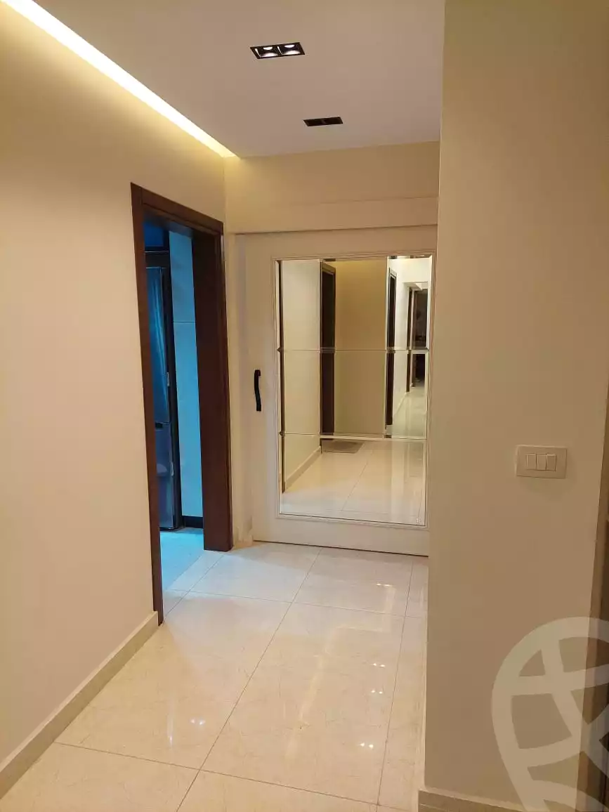 https://aqarmap.com.eg/ar/listing/6466185-for-sale-cairo-heliopolis-ard-el-golf-nabil-el-wakkad